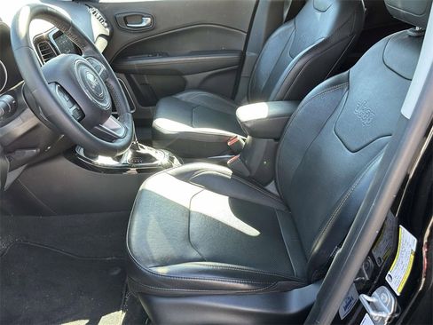 Used 2020 Jeep Compass Limited image 18