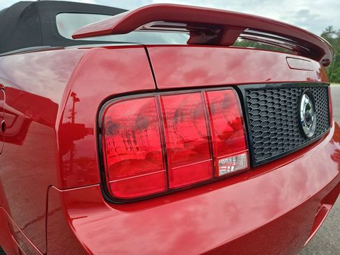 Used 2009 Ford Mustang GT RWD image 36
