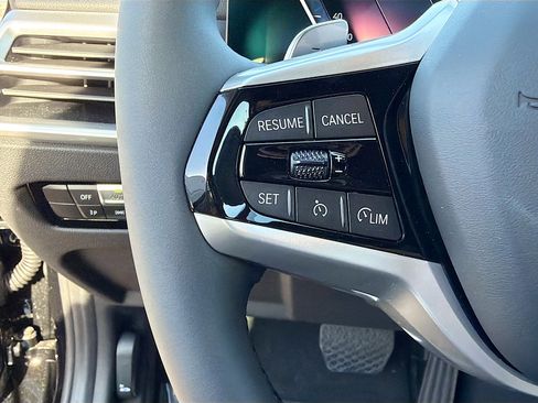 New 2026 BMW 330i xDrive Sedan w/ Parking Assistance Package image 36