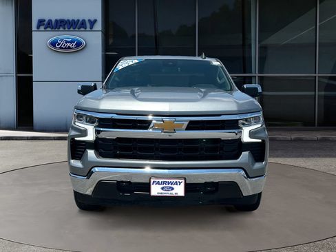 Used 2024 Chevrolet Silverado 1500 LT w/ Z71 Off-Road Package AWD/4WD image 2
