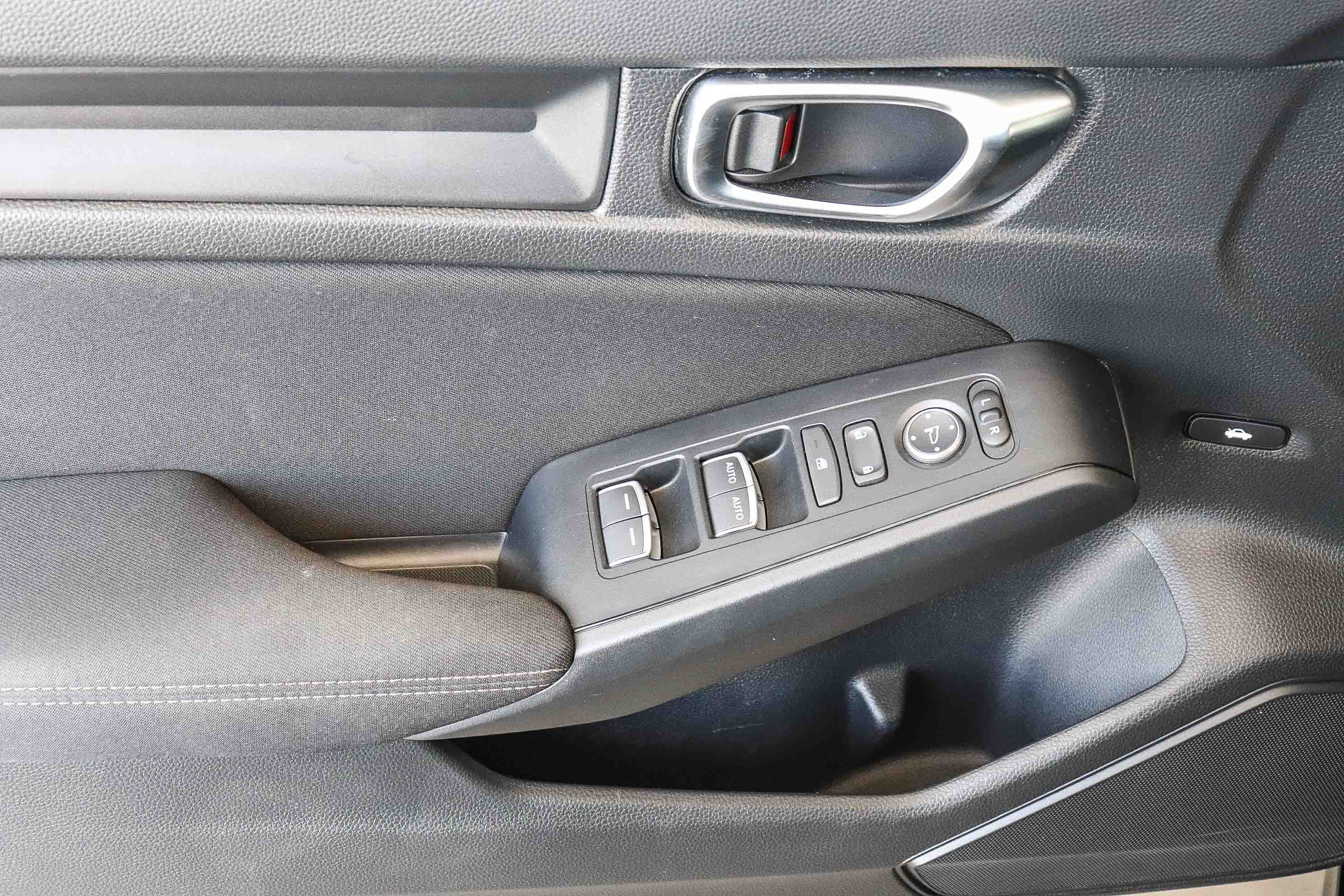 Certified 2024 Honda Civic Sport image 24