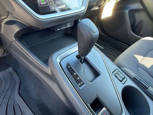 Used 2025 Subaru Crosstrek 2.0i Premium image 24
