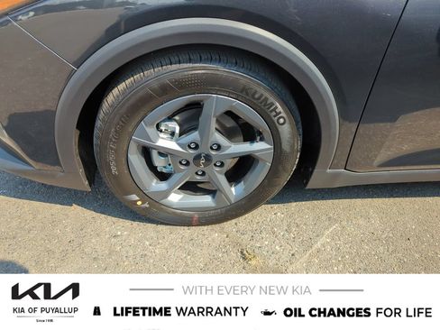 New 2026 Kia K4 FWD image 26