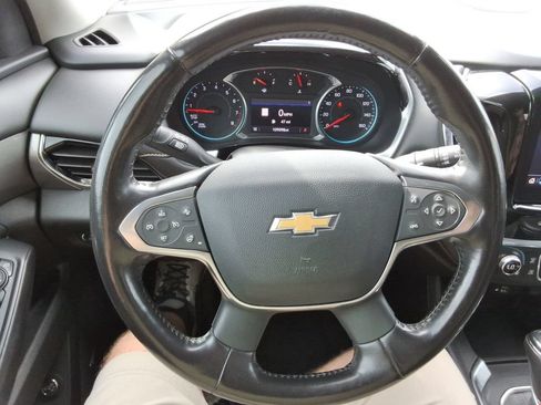 Certified 2020 Chevrolet Traverse LT w/ LT Premium Package FWD image 25