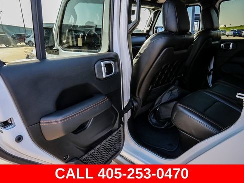 Used 2021 Jeep Gladiator Mojave AWD/4WD image 29