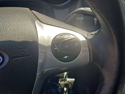 Used 2014 Ford Focus SE w/ Equipment Group 201A FWD image 21