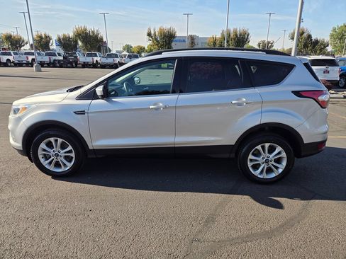 Used 2018 Ford Escape SE AWD/4WD image 6