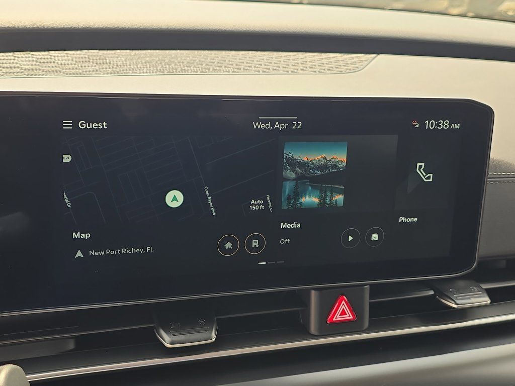 New 2026 Kia Carnival FWD image 22