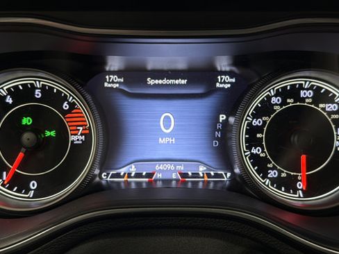 Used 2020 Jeep Cherokee Limited FWD image 16