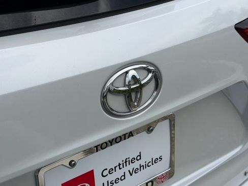 Used 2023 Toyota Highlander Limited FWD image 15