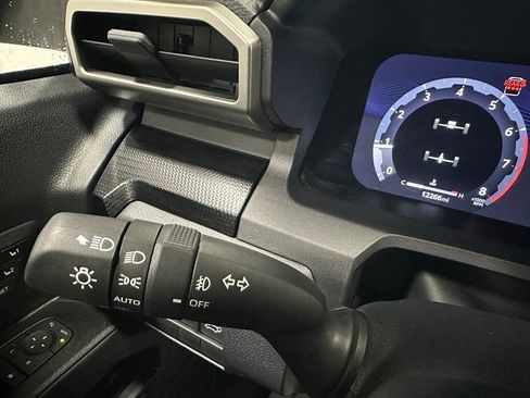 Used 2025 Toyota 4Runner Limited image 21