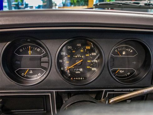 Used 1989 Dodge D/W Truck 150 image 22