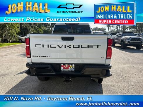 Used 2025 Chevrolet Silverado 2500 LT w/ Trail Boss Package AWD/4WD image 9