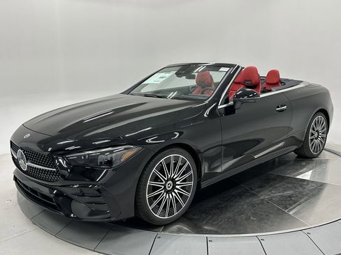 New 2026 Mercedes-Benz CLE 300 4MATIC Cabriolet image 3