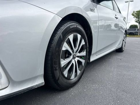Used 2021 Toyota Prius Prime LE FWD image 14