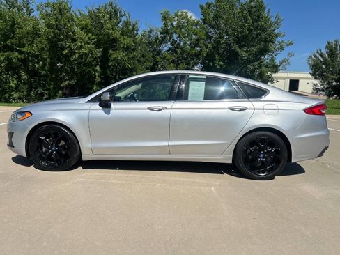 Used 2019 Ford Fusion S FWD image 9