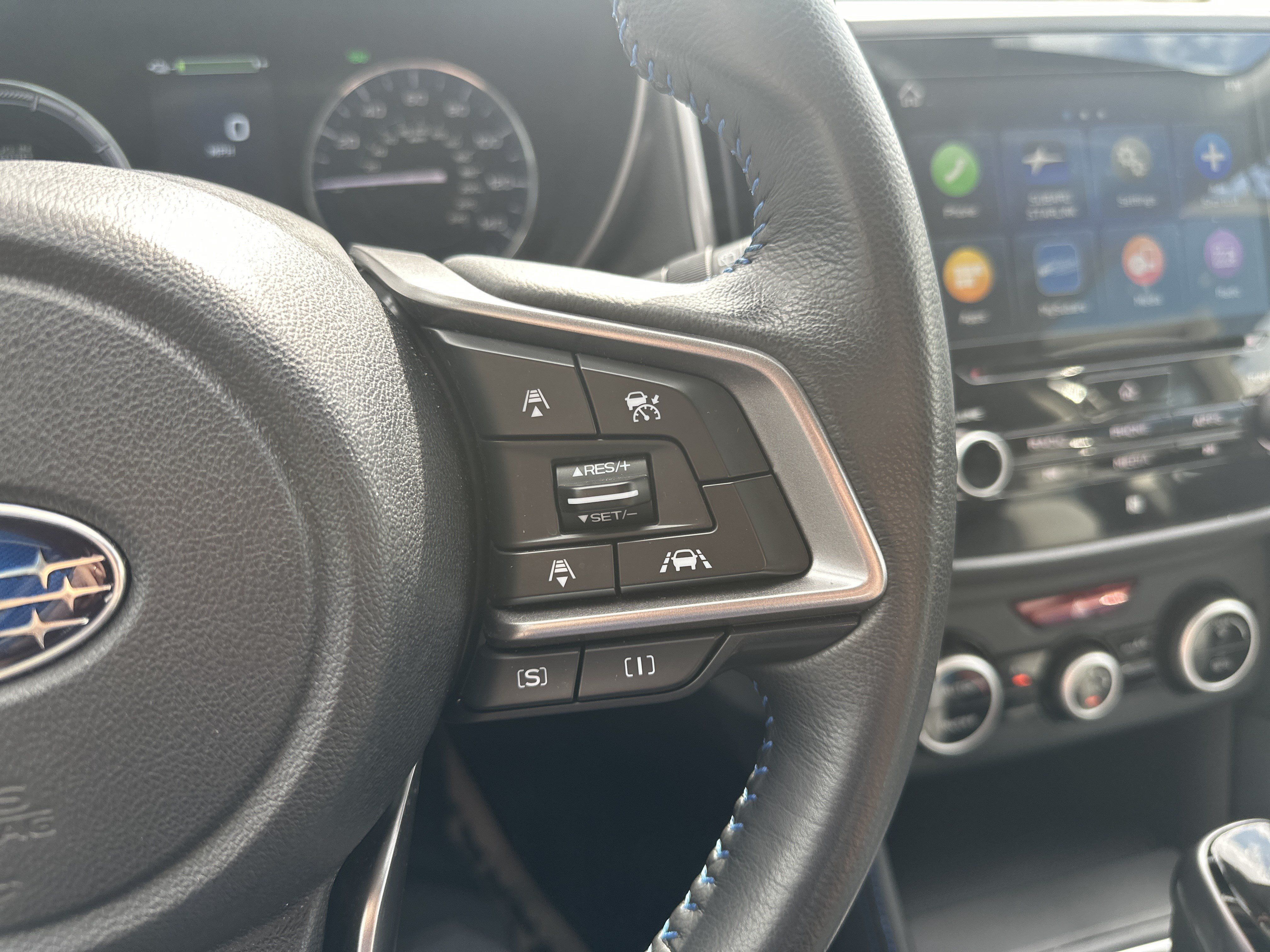 Used 2023 Subaru Crosstrek Hybrid AWD/4WD image 23