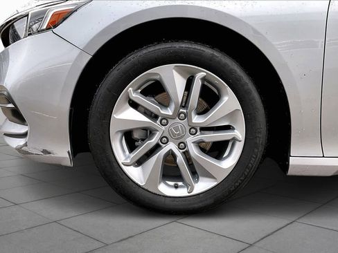 Used 2020 Honda Accord LX image 10