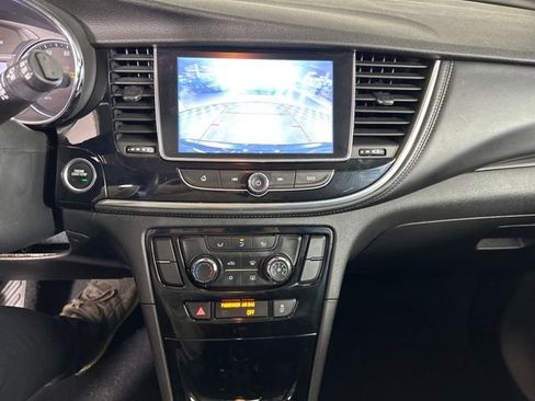 Used 2019 Buick Encore Sport Touring image 22