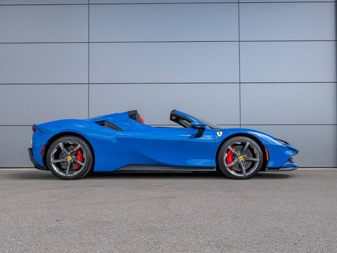 Certified 2024 Ferrari SF90 Spider AWD/4WD image 7