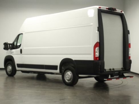 Used 2024 RAM ProMaster 3500 w/ Delivery Van Package image 6