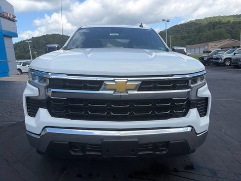Used 2023 Chevrolet Silverado 1500 LT AWD/4WD image 2