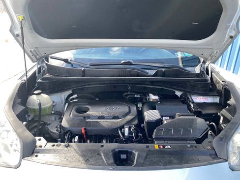 Used 2017 Kia Sportage LX image 6