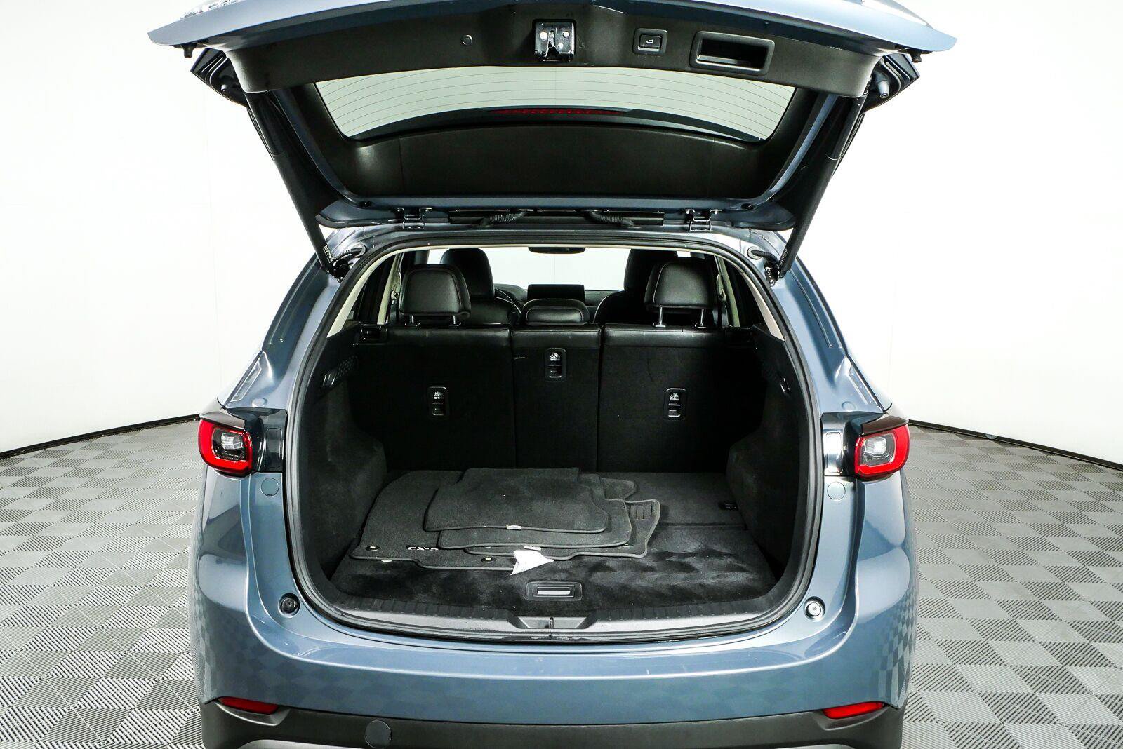 Used 2024 MAZDA CX-5 Carbon Edition AWD/4WD image 31