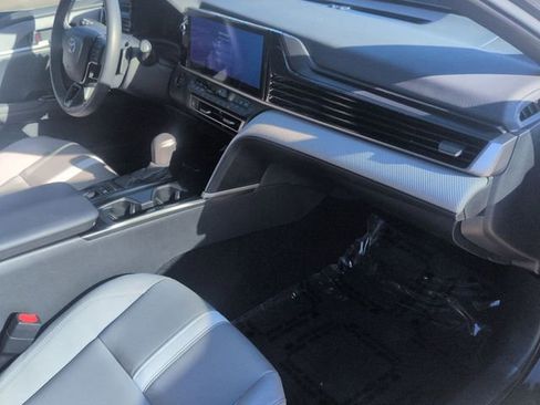 Certified 2025 Toyota Camry SE image 30