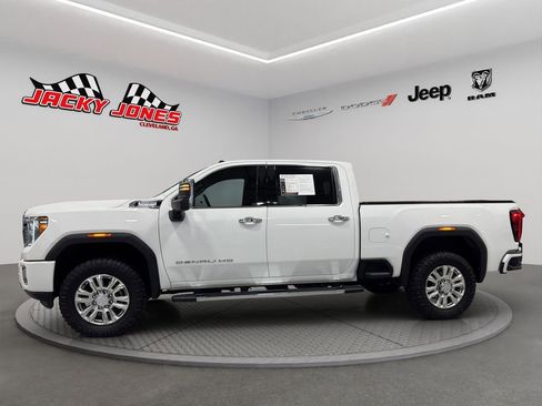 Used 2022 GMC Sierra 2500 Denali image 2