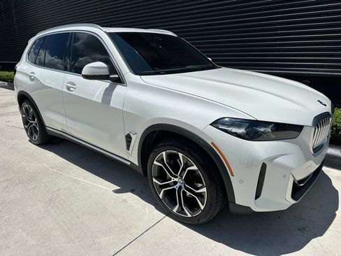 Used 2024 BMW X5 sDrive40i w/ Parking Assistance Package RWD image 10