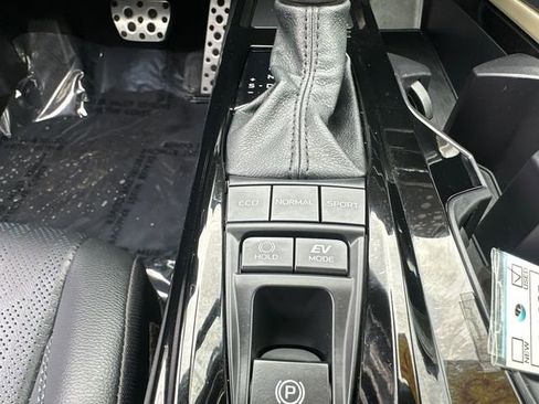 Certified 2025 Toyota Camry XSE FWD image 29