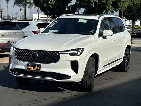 New 2026 Volvo XC90 B6 Plus w/ Protection Package Premier image 6