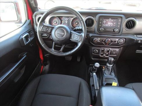 Used 2019 Jeep Wrangler Unlimited Sport S image 12