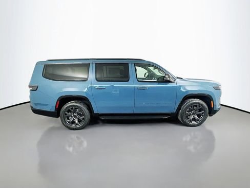 New 2026 Jeep Grand Wagoneer L Limited w/ HD Trailer Tow Package AWD/4WD image 9