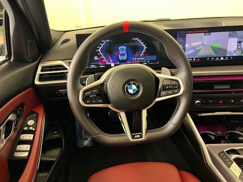 Used 2025 BMW M340i w/ Parking Assistance Package image 17