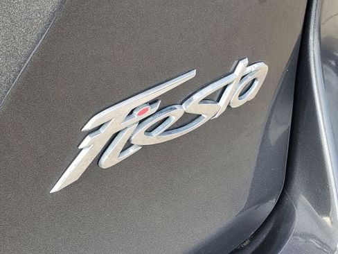 Used 2015 Ford Fiesta SE FWD image 26