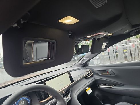 New 2026 Toyota Crown Signia image 14