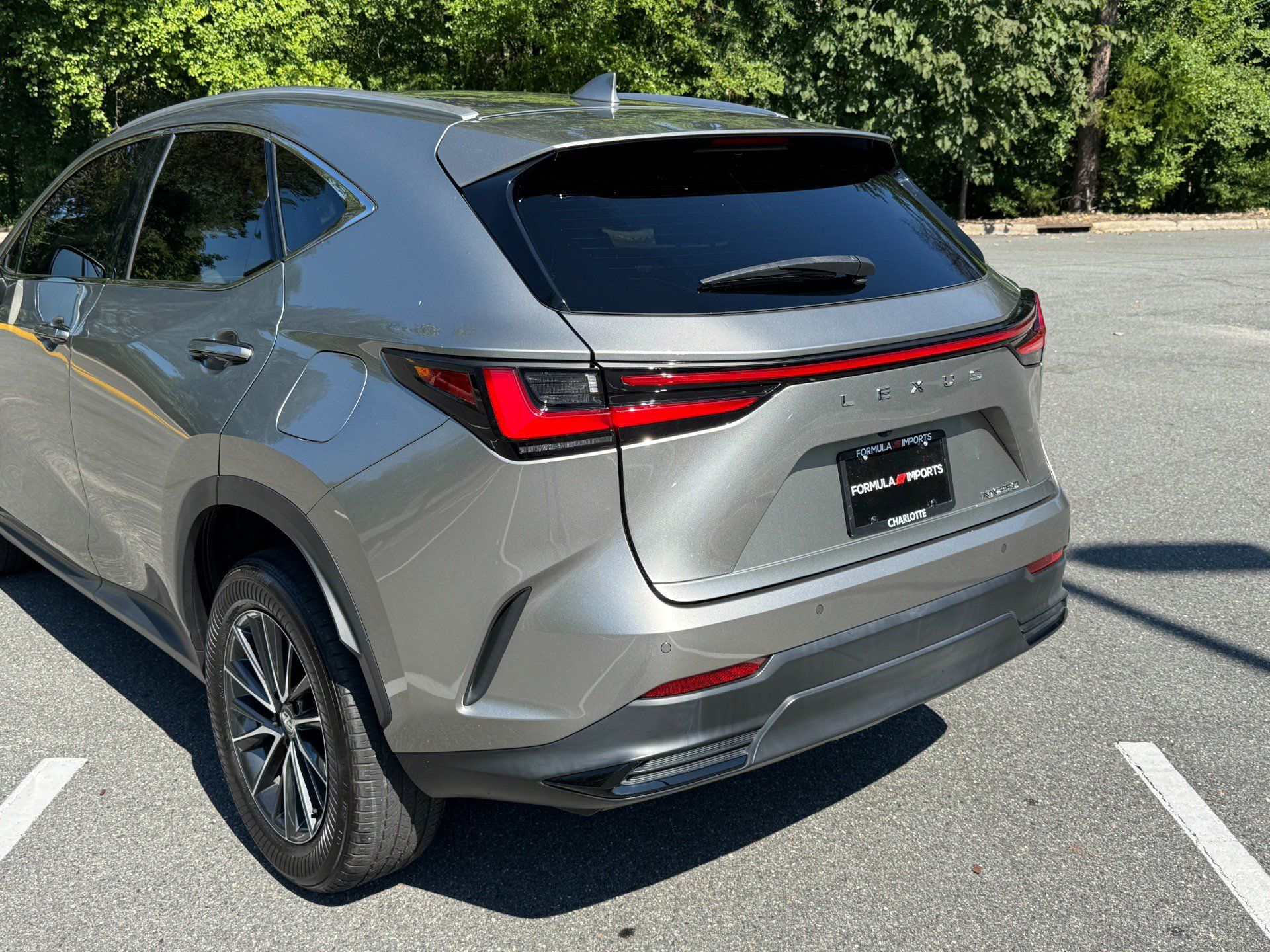 Used 2024 Lexus NX 250 FWD w/ Towing Package (2000 Lbs) image 21