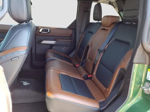 Used 2023 Ford Bronco Outer Banks AWD/4WD image 14