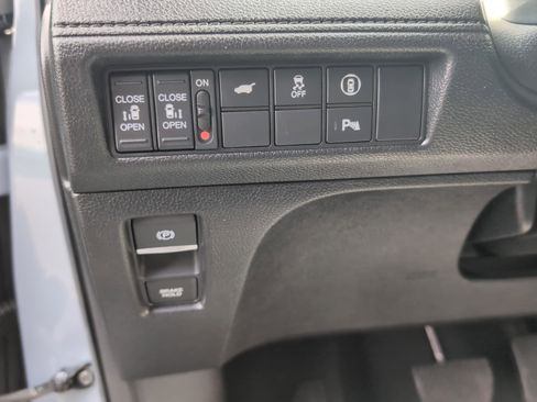 Used 2023 Honda Odyssey Touring image 29