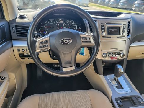 Used 2014 Subaru Outback 2.5i Premium w/ Popular Package #1A image 9