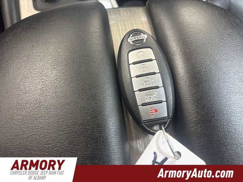 Used 2018 Nissan Murano Platinum w/ Cargo Package image 16