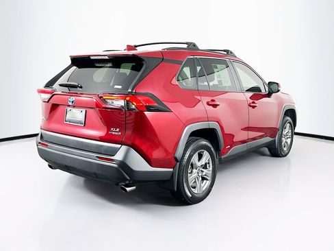 Used 2024 Toyota RAV4 XLE w/ Convenience Package image 9