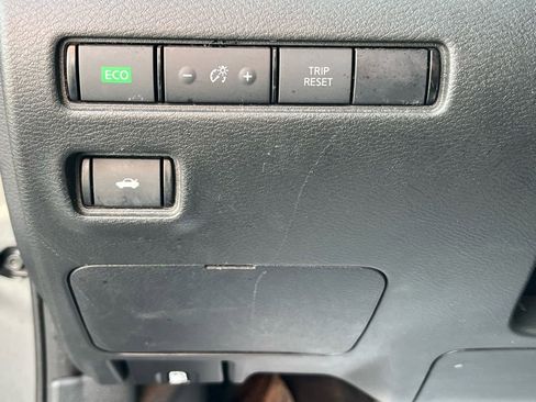 Used 2020 Nissan Sentra S image 12