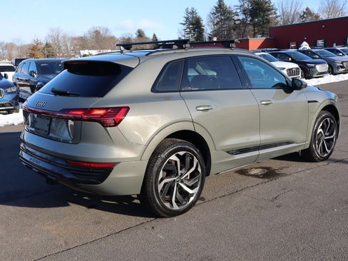 Used 2024 Audi Q8 e-tron Premium Plus w/ Premium Plus Package image 5