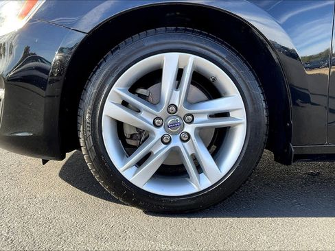Used 2015 Volvo S60 T5 Premier image 12