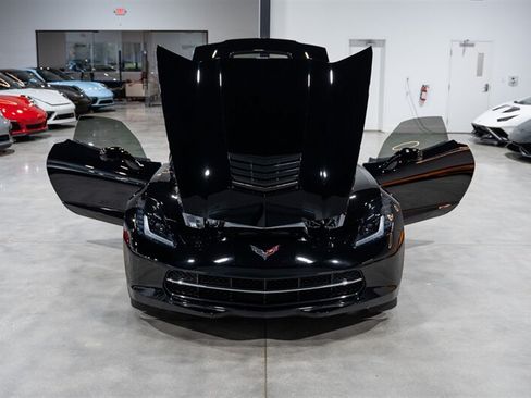 Used 2017 Chevrolet Corvette Stingray Coupe w/ Battery Protection Package RWD image 36