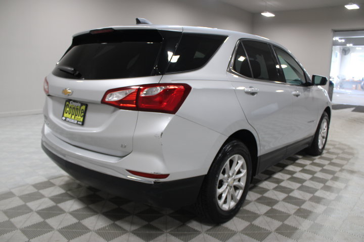 Used 2018 Chevrolet Equinox LT FWD image 11