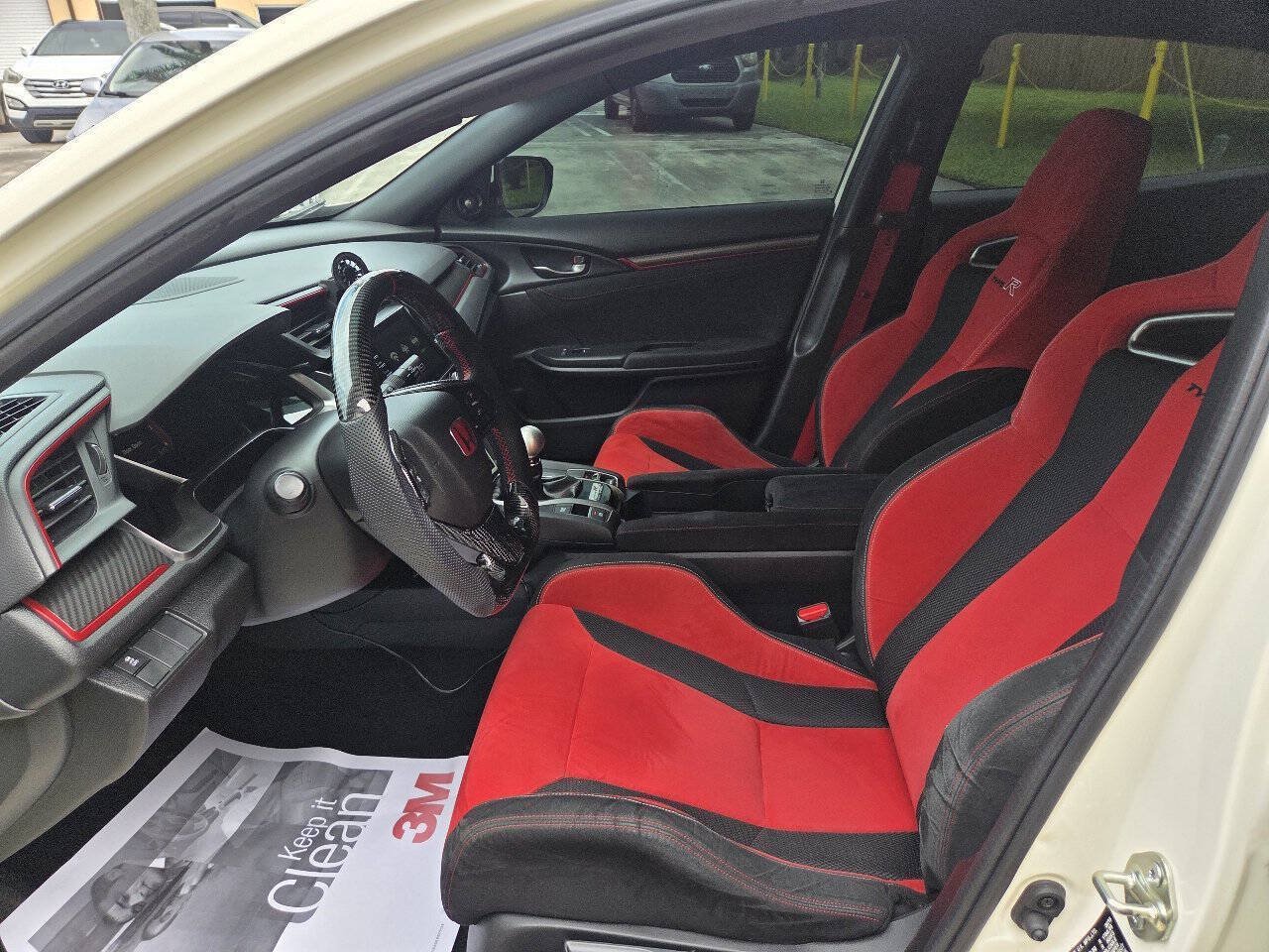 Used 2019 Honda Civic Type R image 8